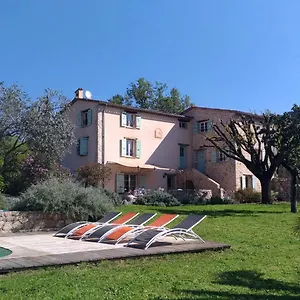 Bed & Breakfast L'escale Provencale, Tourrettes